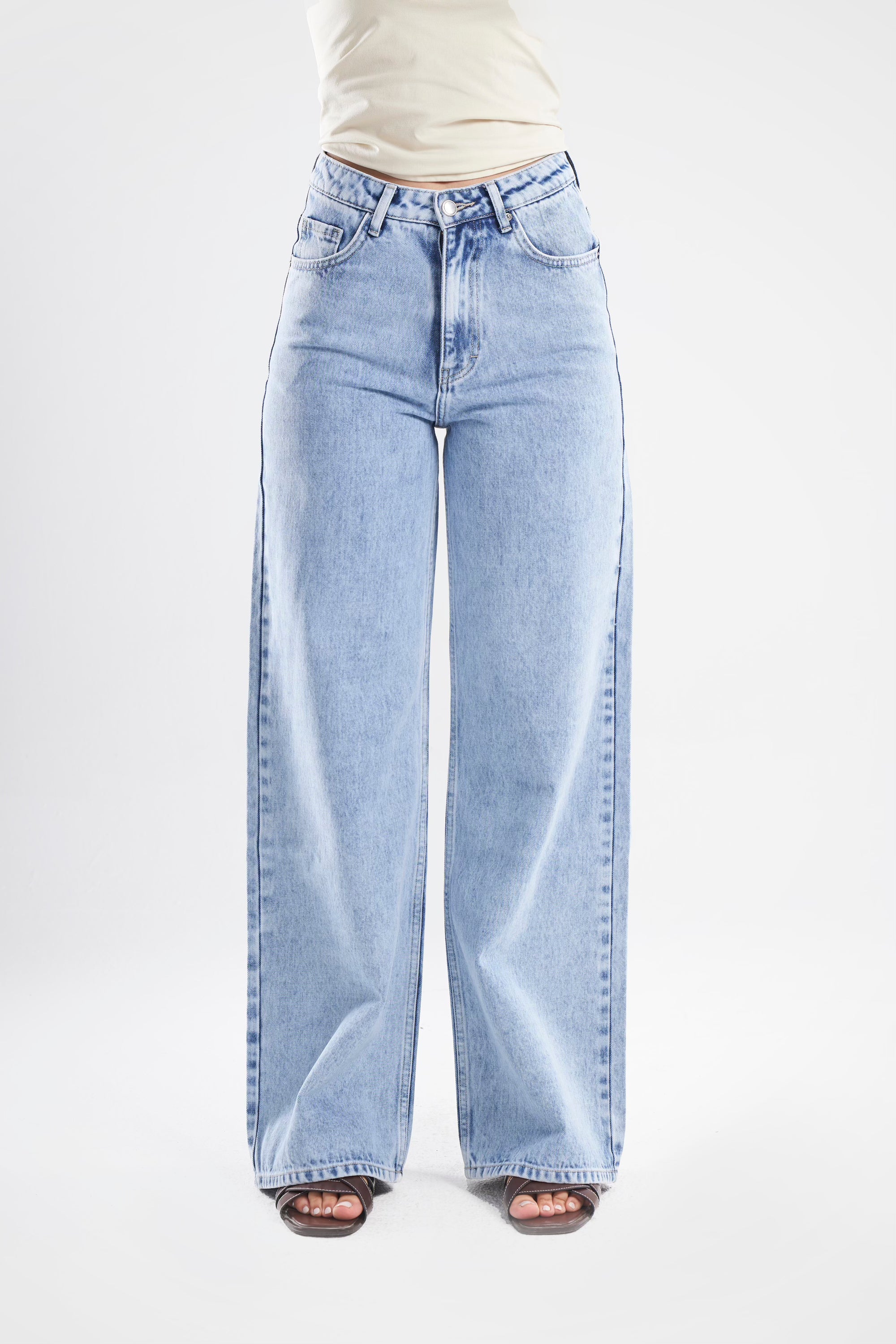 Mid-Rise Wide Leg Jeans