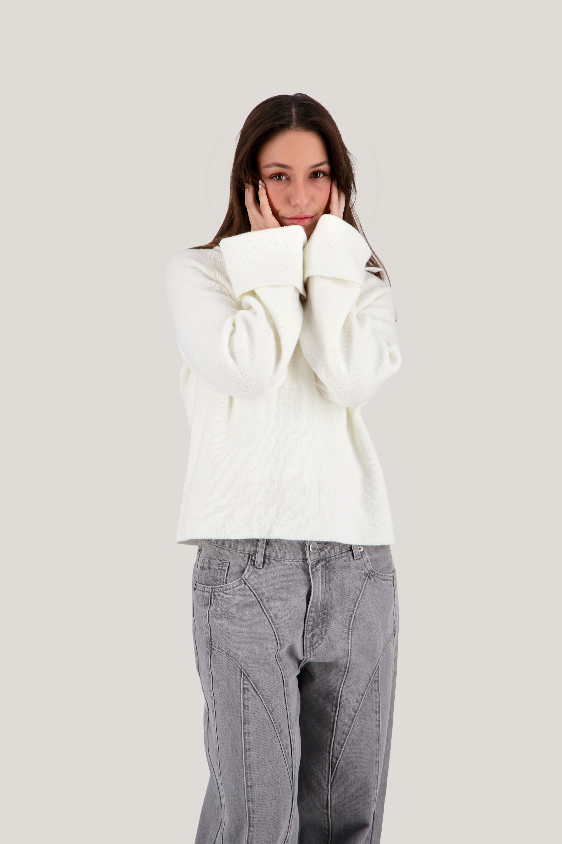 Spread Collar Pullover