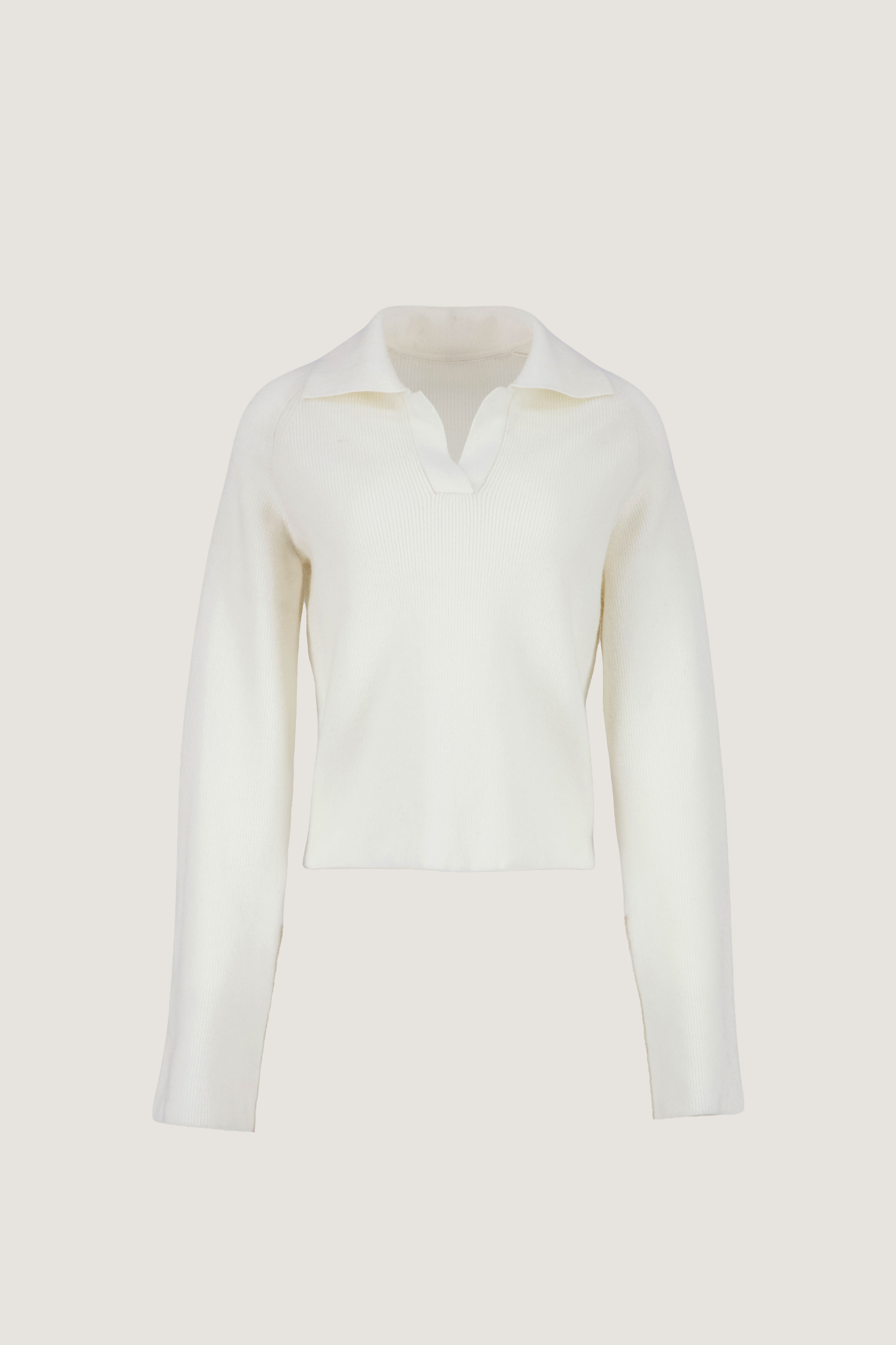 Spread Collar Pullover